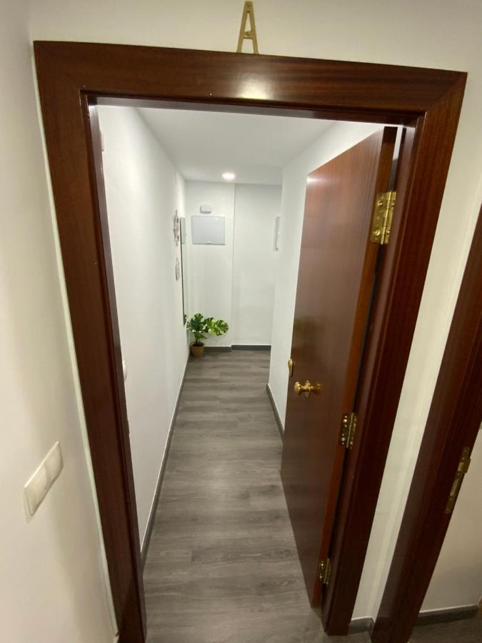 Reyna Apartamentos Málaga Exteriör bild