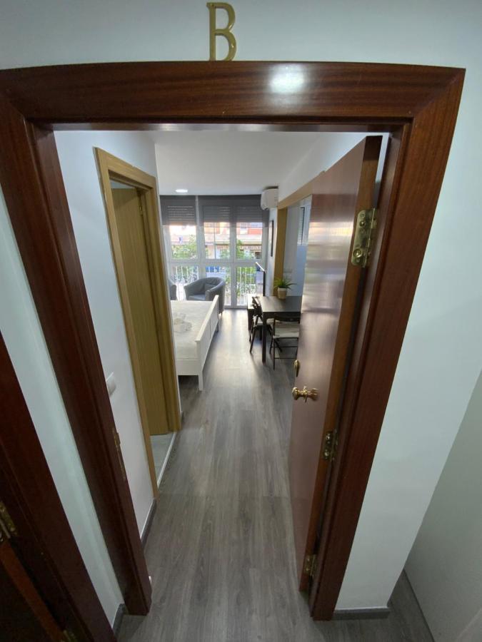 Reyna Apartamentos Málaga Exteriör bild