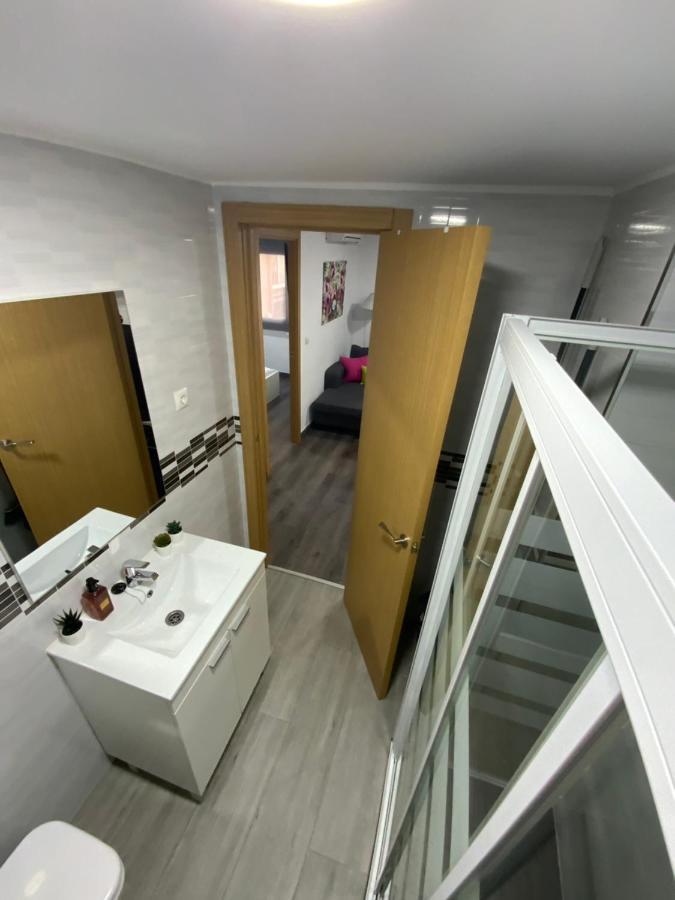 Reyna Apartamentos Málaga Exteriör bild