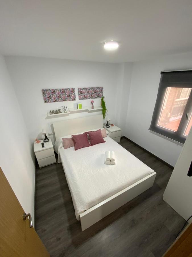 Reyna Apartamentos Málaga Exteriör bild