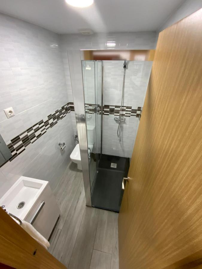 Reyna Apartamentos Málaga Exteriör bild